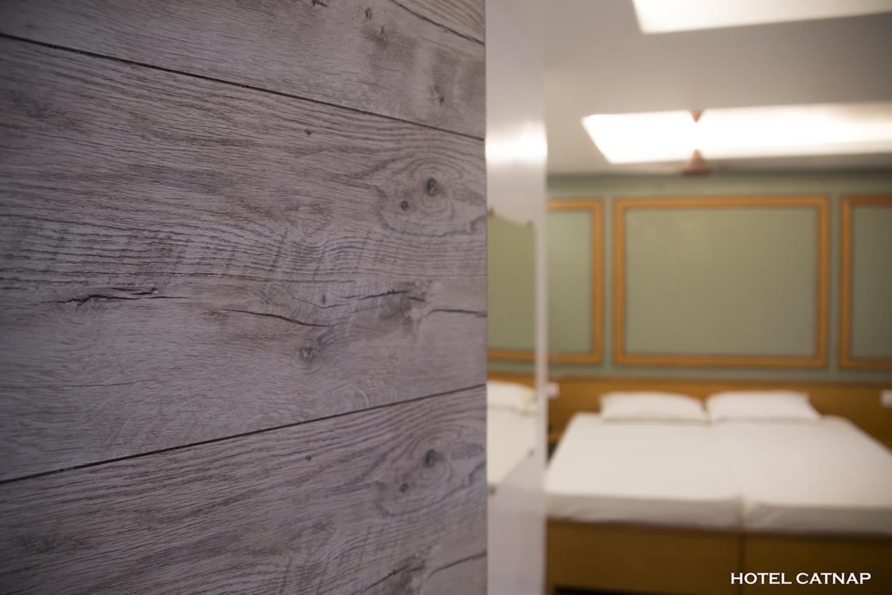 Hotel Catnap Mettuppālaiyam Kültér fotó